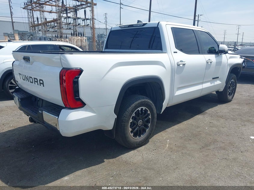 2024 TOYOTA TUNDRA auction photo 4