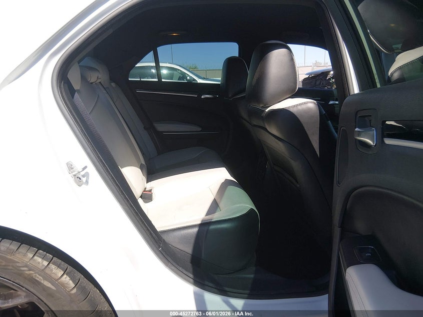 2019 Chrysler 300 300S VIN: 2C3CCABG9KH718623 Lot: 45272763