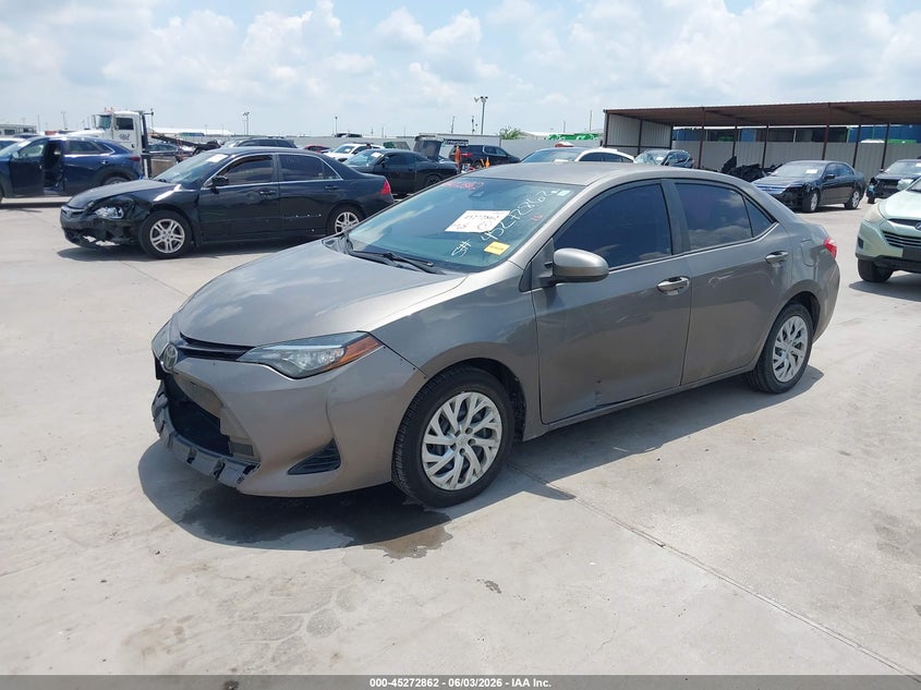 2017 TOYOTA COROLLA auction photo 2