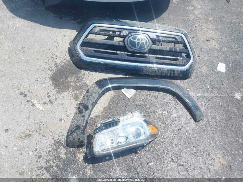 VIN 5TFSX5ENXKX069374 2019 TOYOTA TACOMA SR5