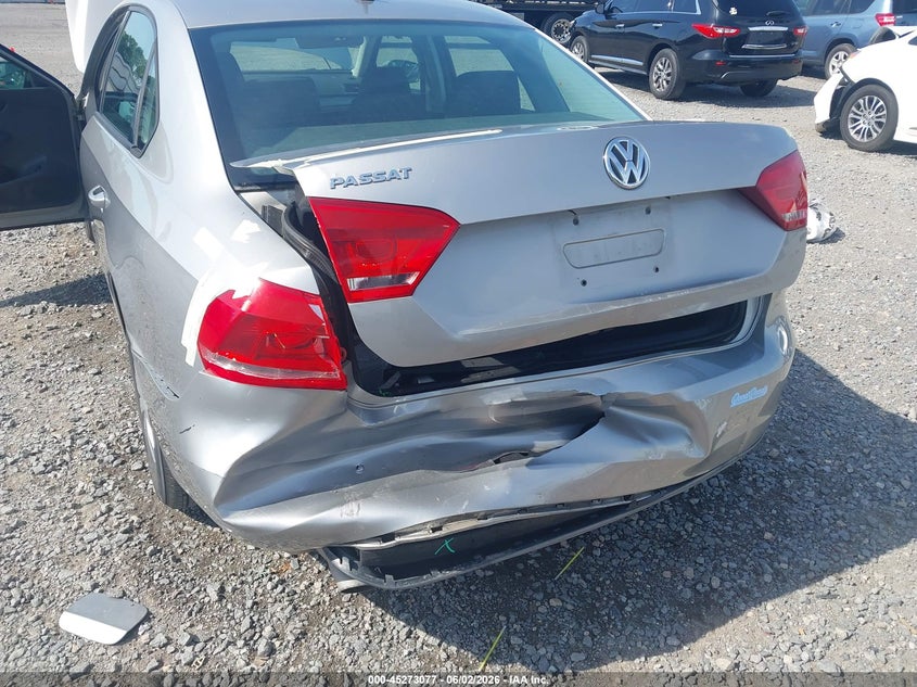 2013 Volkswagen Passat 2.5L S VIN: 1VWAP7A30DC041618 Lot: 45273077