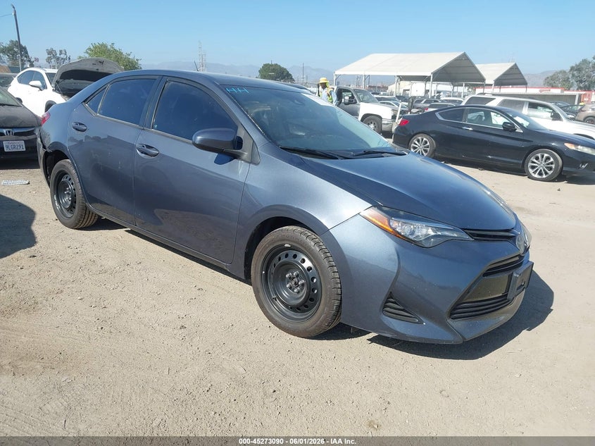 Vin: 5yfburhe6hp590904, lot: 45770914, toyota corolla le 2017 img_1