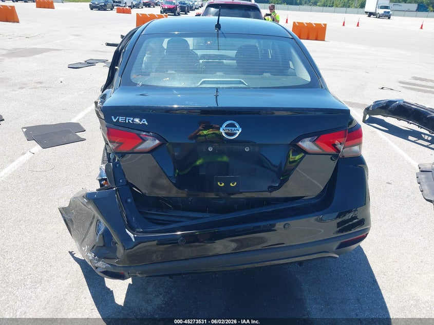 2022 Nissan Versa S 5-Speed Manual Transmission VIN: 3N1CN8BV0NL855526 Lot: 45273531
