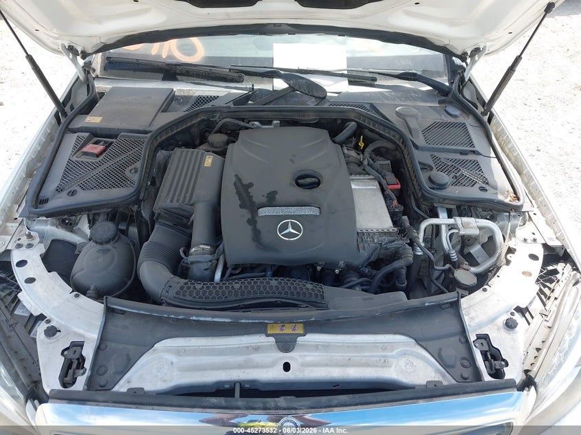 2015 Mercedes-Benz C 300 Luxury 4Matic VIN: 55SWF4KB6FU029235 Lot: 45273532