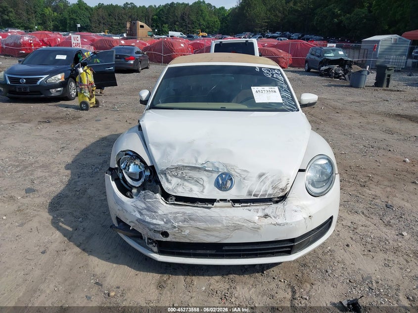 2014 Volkswagen Beetle 2.5L VIN: 3VW5P7AT8EM801036 Lot: 45273558