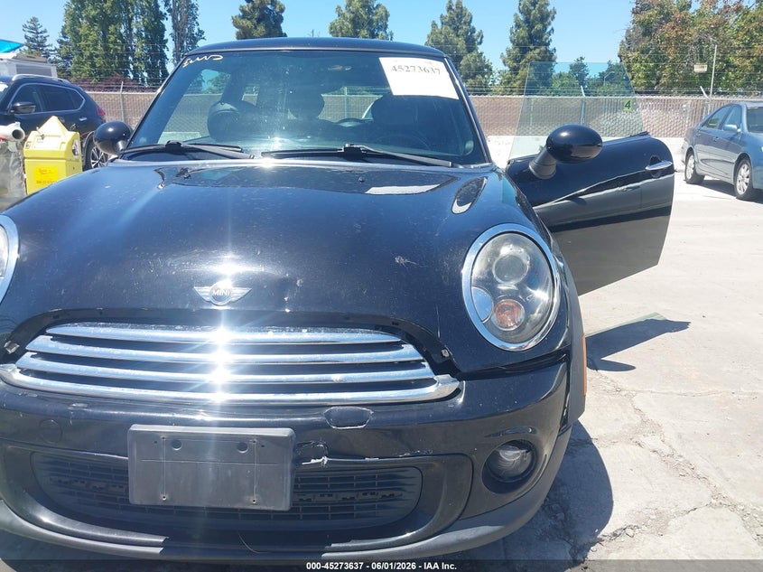 2012 Mini Cooper 1.6 black Lot 111045273637 Vin WMWSU3C58CT539889