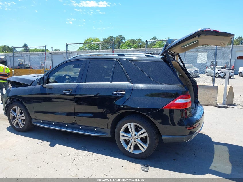 Vin: 4jgda5hb4ea339990, lot: 45771541, mercedes-benz ml 350 4matic 20143