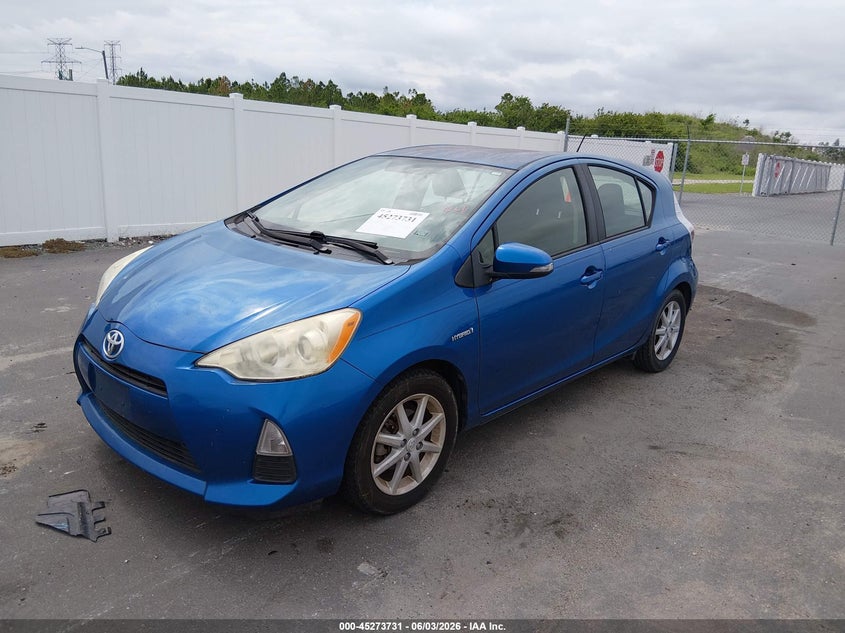 2013 Toyota Prius C Three JTDKDTB36D1551748 photo 1