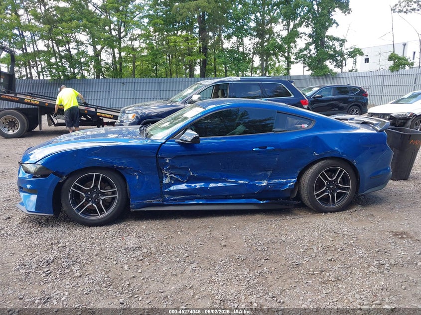 2018 FORD MUSTANG auction photo 6