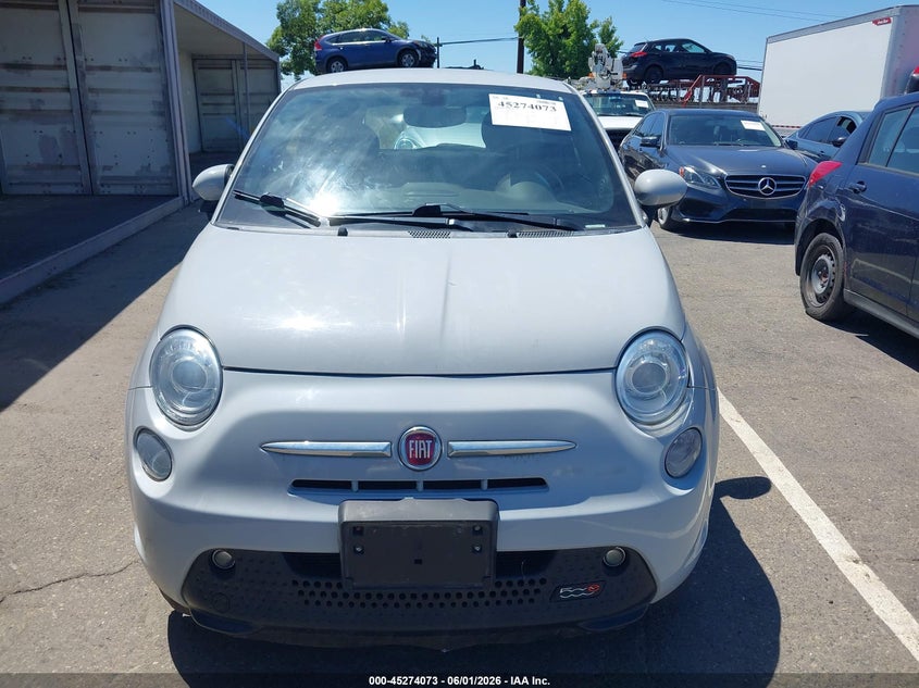2017 Fiat 500E Battery Electric VIN: 3C3CFFGE8HT621067 Lot: 45274073