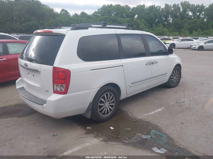 2012 KIA SEDONA auction photo 4