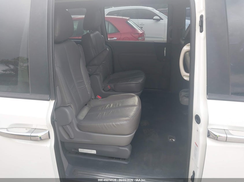 2012 KIA SEDONA auction photo 8