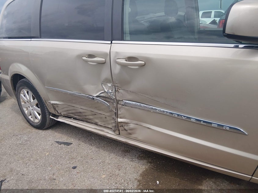 2016 Chrysler Town & Country Touring VIN: 2C4RC1BG7GR267702 Lot: 45274141