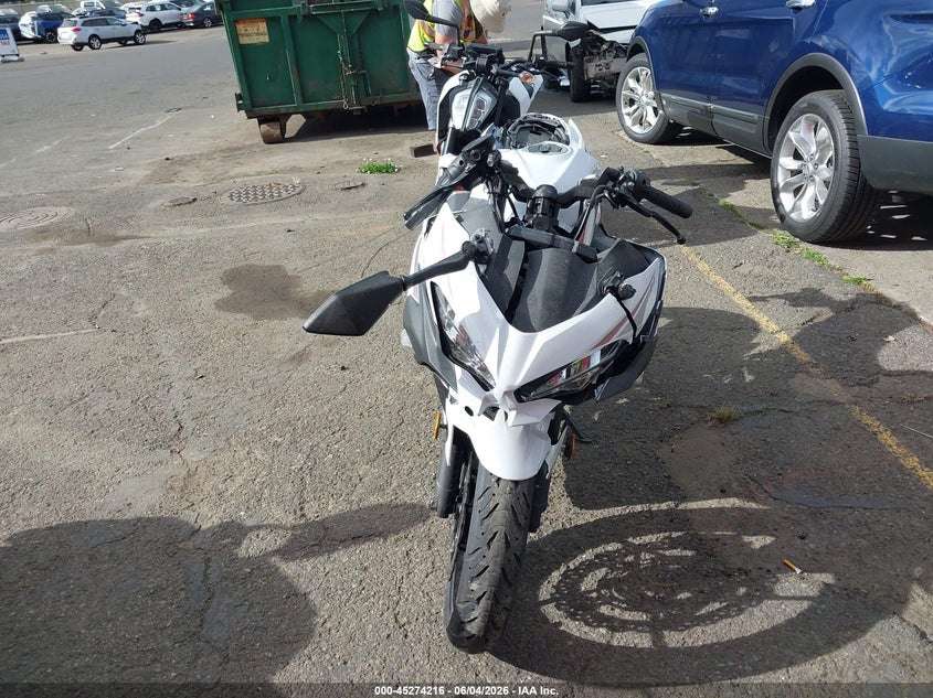 2023 KAWASAKI EX400 auction photo 5