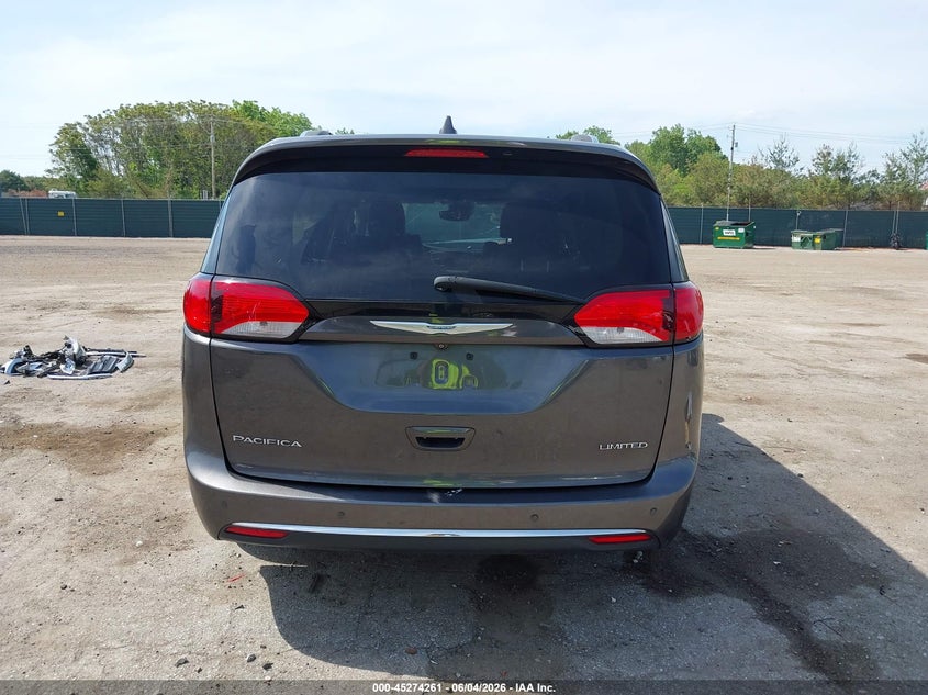 2017 Chrysler Pacifica Limited VIN: 2C4RC1GG2HR706024 Lot: 45274261