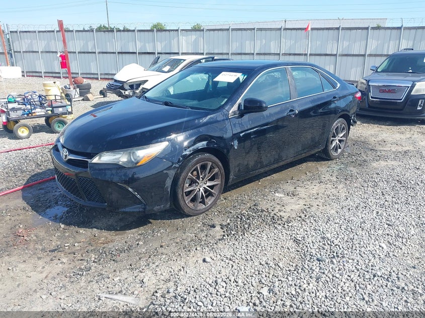 2017 TOYOTA CAMRY auction photo 2