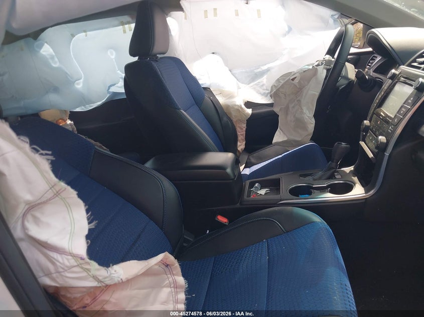 2016 TOYOTA CAMRY SE — Photo 5