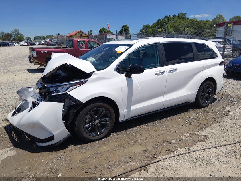 Vin: 5tddskfc8rs151784, lot: 45772408, toyota sienna xse 20242