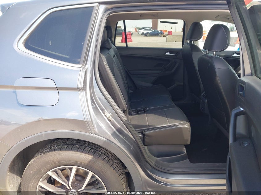 2021 VOLKSWAGEN TIGUAN 2.0L I-4 DI, DOHC, V(VIN: 3VV2B7AX5MM120405