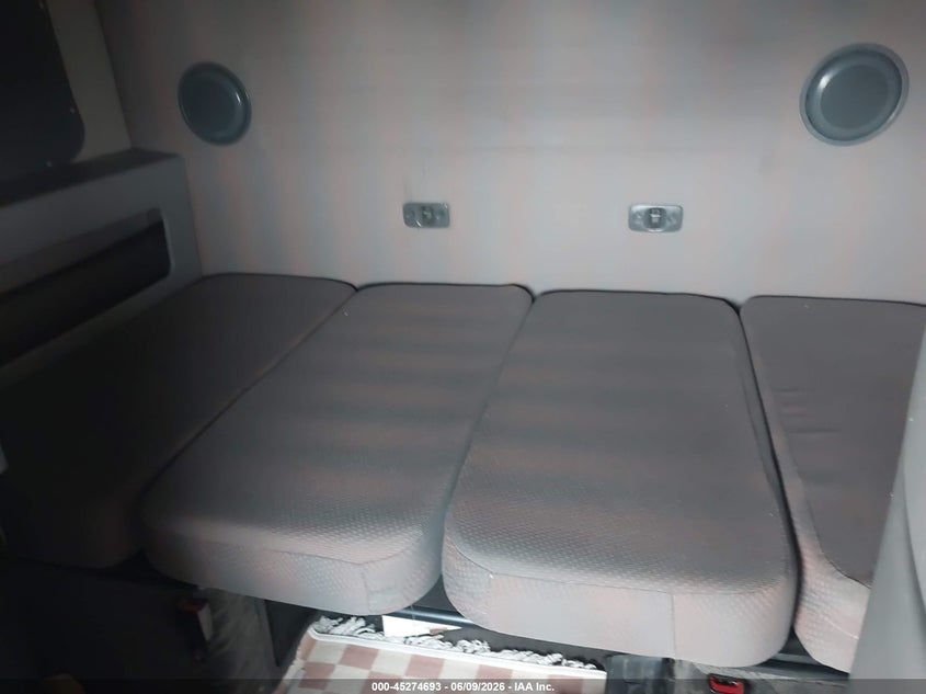 2021 VOLVO VNL (VIN: 4V4NC9EHXMN600537