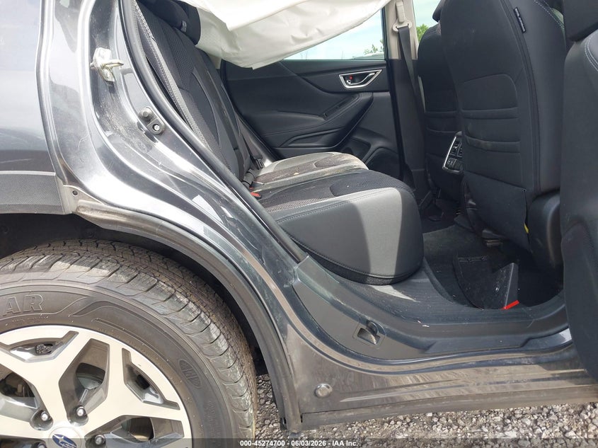 2022 Subaru Forester Premium VIN: JF2SKAEC2NH408585 Lot: 45274700