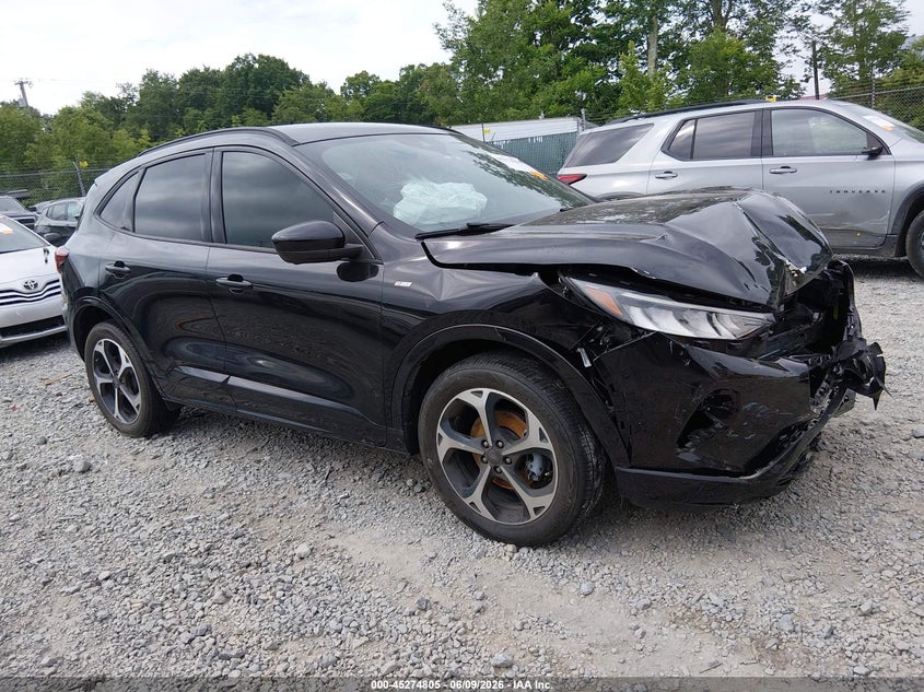 Vin: 1fmcu9na2pua05349, lot: 45772629, ford escape st-line select 2023 img_1