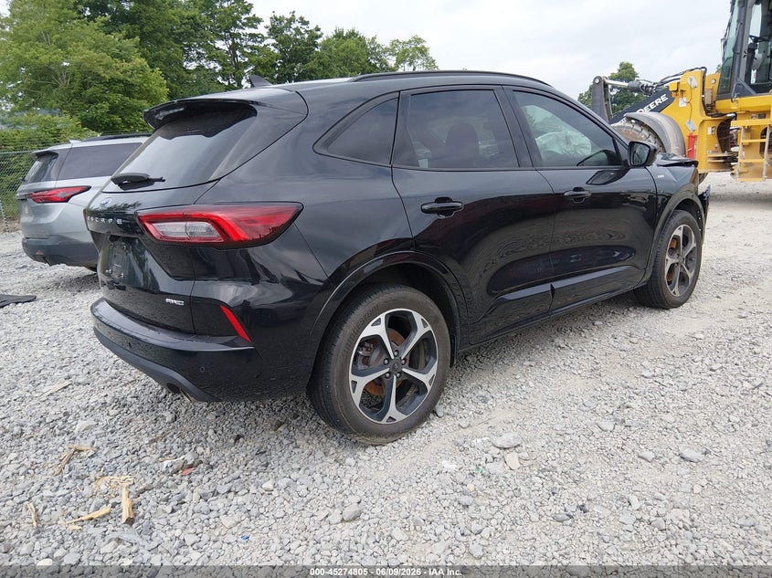 Vin: 1fmcu9na2pua05349, lot: 45772629, ford escape st-line select 20234