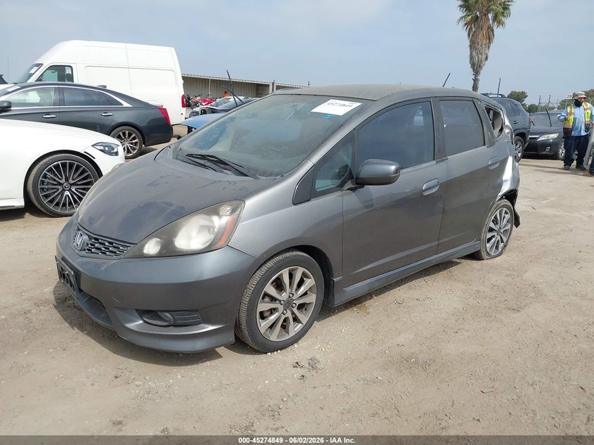 Vin: jhmge8h50dc031654, lot: 45772672, honda fit sport 20132