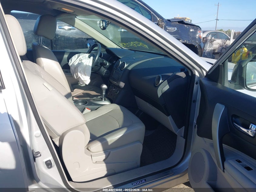 2012 NISSAN ROGUE auction photo 5