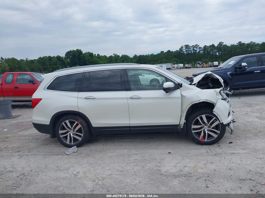 2017 Honda Pilot Touring VIN: 5FNYF5H97HB007297 Lot: 45275179