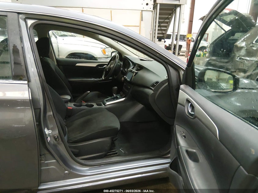 2019 NISSAN SENTRA auction photo 5