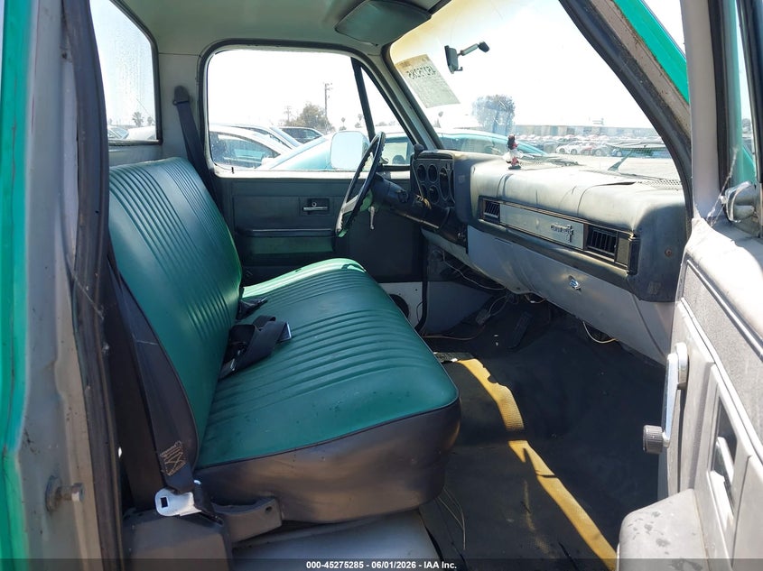 1985 Chevrolet C10 VIN: 1GCCC14N1FJ135247 Lot: 45275285