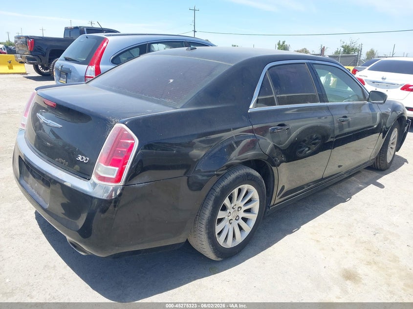Vin: 2c3ccaag7ch117732, lot: 45773147, chrysler 300 20124