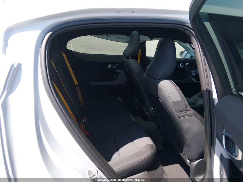 2023 Polestar 2 Long Range Dual Motor Bst Edition 230/Long Range Dual Motor Bst Edition 270 VIN: YSMET3KA8PL116273 Lot: 45275370