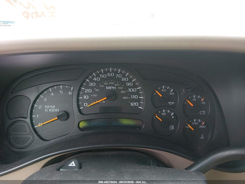 2005 CHEVROLET SUBURBAN 1500 auction photo 7
