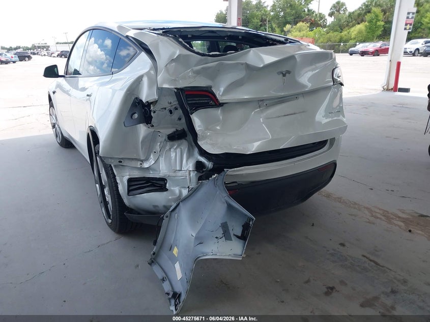 2023 Tesla Model Y Awd/Long Range Dual Motor All-Wheel Drive VIN: 7SAYGDEE9PA035206 Lot: 45275671