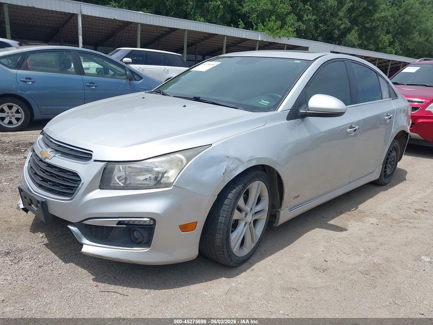 2015 CHEVROLET CRUZE auction photo 2