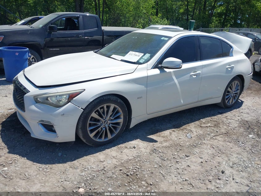 Vin: jn1ev7ar5km550550, lot: 45773642, infiniti q50 3.0t luxe 20192