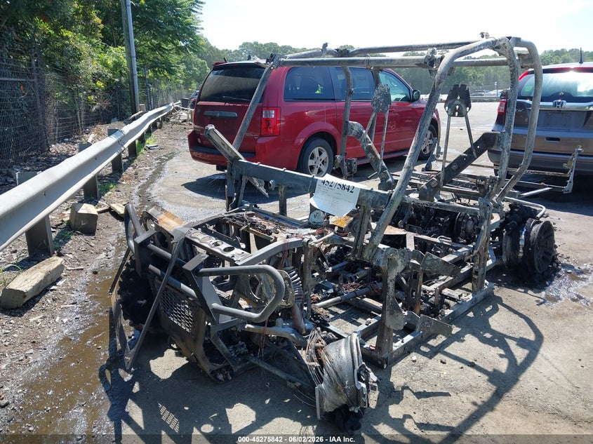 4UFT20AB0H9003018 2018 Textron Stampede photo 1