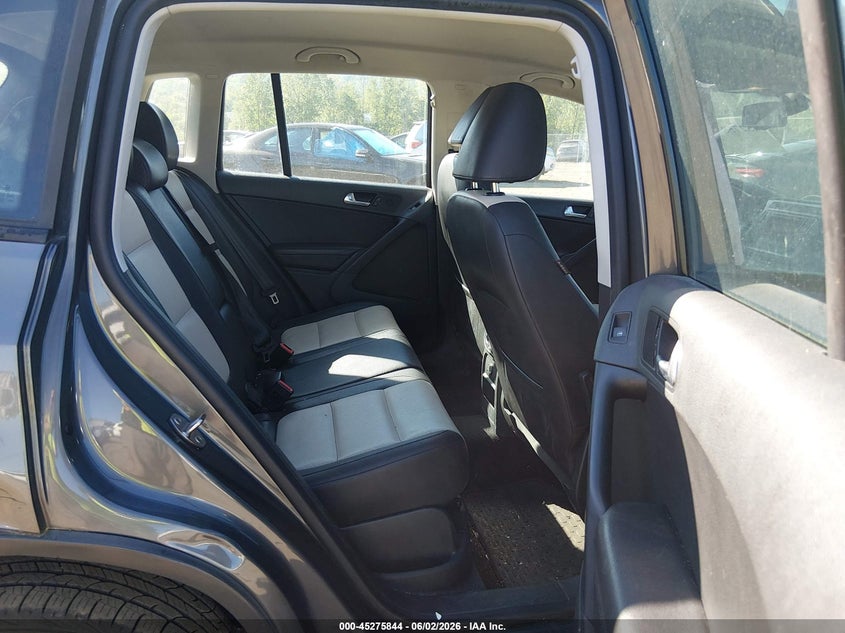 2016 Volkswagen Tiguan S VIN: WVGBV7AX5GW587782 Lot: 45275844