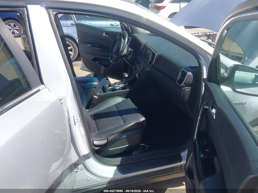VIN KNDPNCAC2J7422631 2018 KIA SPORTAGE EX