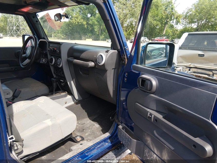 2009 Jeep Wrangler Unlimited Sahara VIN: 1J4GA59119L754275 Lot: 45275999