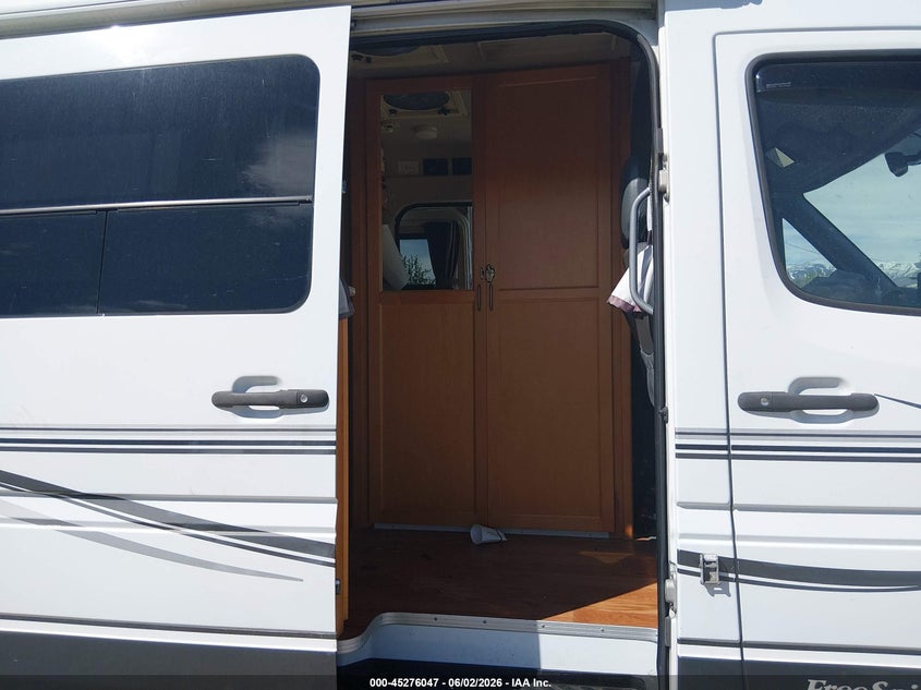 2006 Dodge Sprinter Van 2500 Shc VIN: WD0PD744465968095 Lot: 45276047