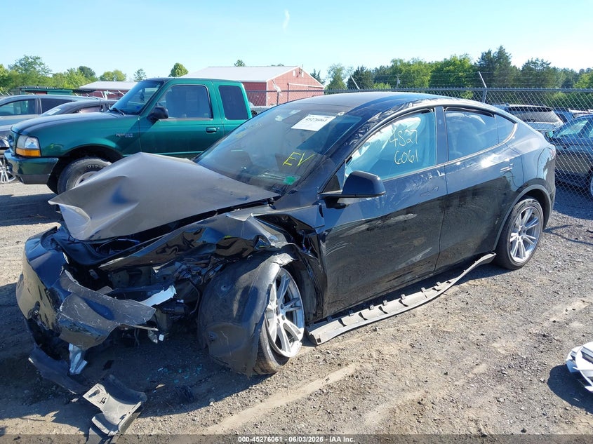 Vin: 7saygdee1pf836568, lot: 45773886, tesla model y awd/long range dual motor all-wheel drive 20232