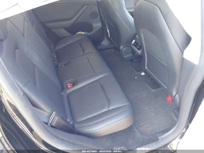 2023 Tesla Model Y Awd/Long Range Dual Motor All-Wheel Drive VIN: 7SAYGDEE1PF836568 Lot: 45276061