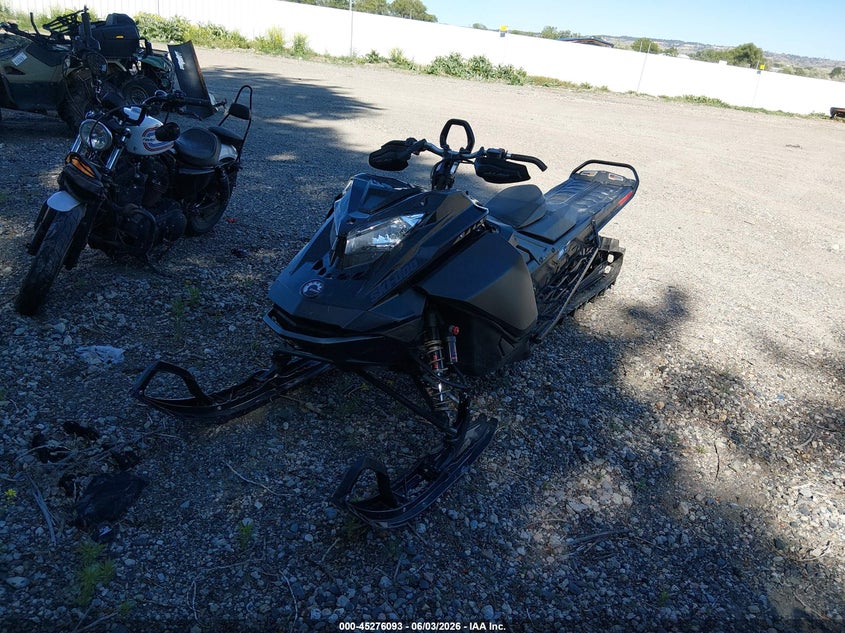 2021 SKI-DOO SUMMIT EXPERT 165 auction photo 2