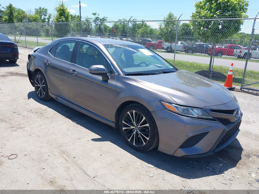 Vin: 4t1g11akxlu354893, lot: 45773936, toyota camry se 2020 img_1