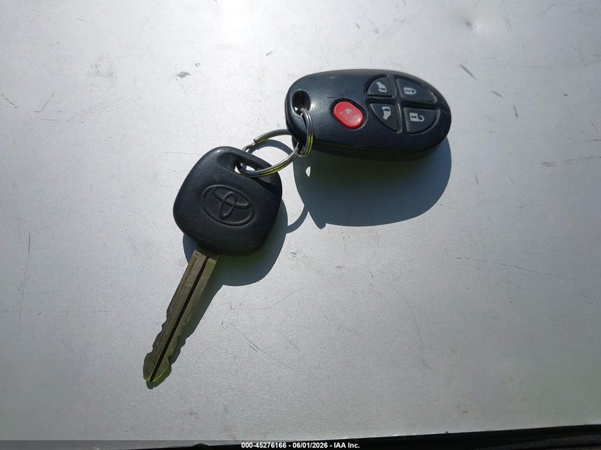 2011 TOYOTA SIENNA VAN 3.5L V-6 DOHC, VVT, 265HP