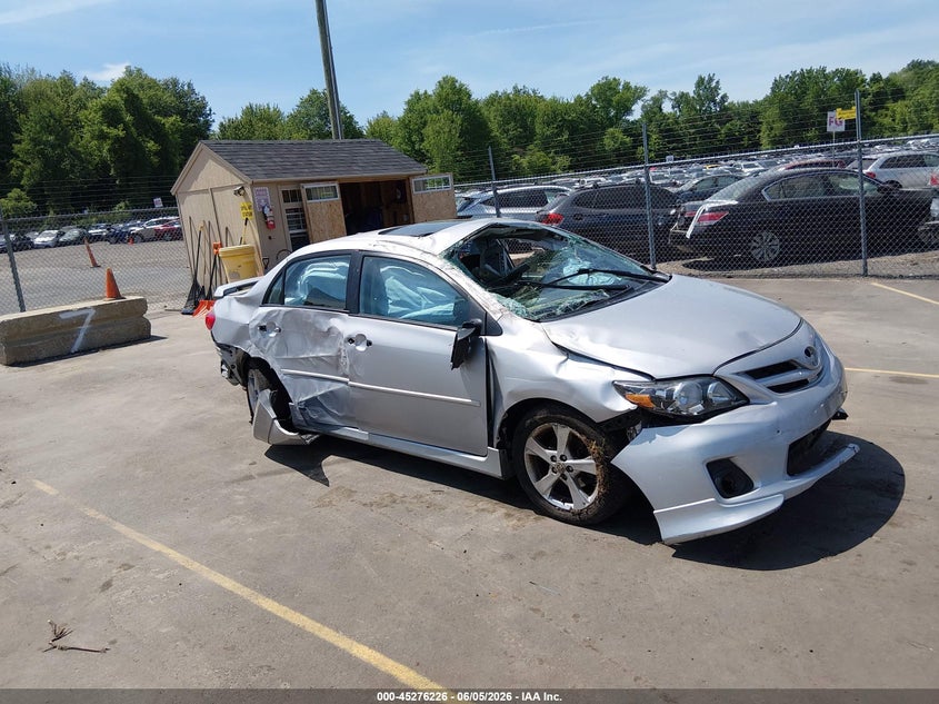 Vin: 2t1bu4eexbc676649, lot: 45774050, toyota corolla s 2011 img_1