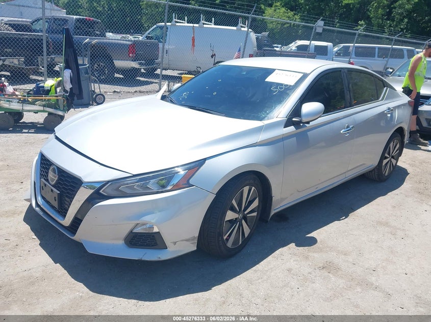 Vin: 1n4bl4dv8nn355009, lot: 45774157, nissan altima sv fwd 20222